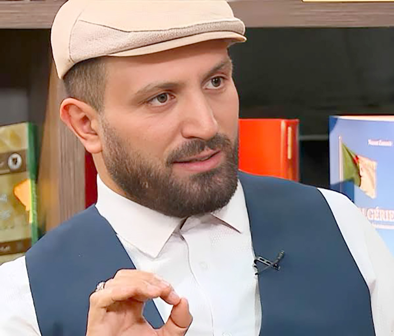 المترجم عمار قواسمية