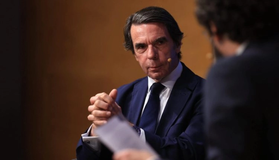 أزنار يفضح باريس: هكذا حاولت فرنسا تصفية قضية الصحراء لصالح المغرب