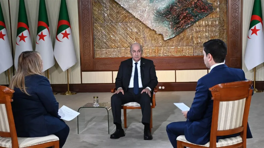 الرئيس تبون يجري لقاءه الإعلامي الدوري مع ممثلي وسائل الإعلام الوطنية