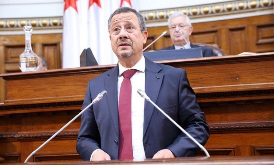 مشاريع جديدة لتوسيع شبكة الطرقات في ولايتي المغير وسطيف