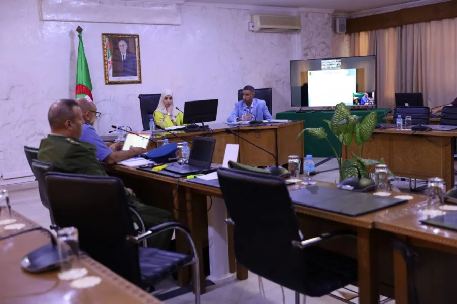 يوم تحسيسي لفائدة الجمعيات حول مخاطر تمويل الإرهاب والجرائم المالية