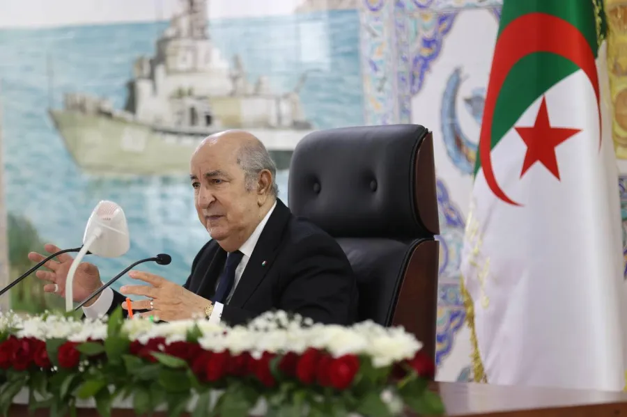 الرئيس تبون يكشف سبب غلق الحدود مع المغرب