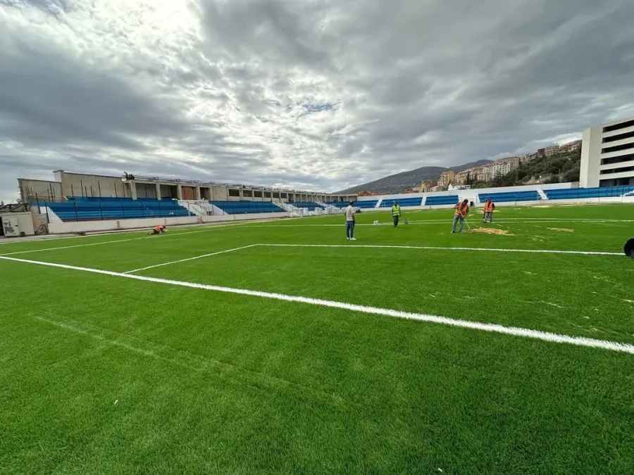 والي بجاية في زيارة ميدانية لملعب أقبو الجديد