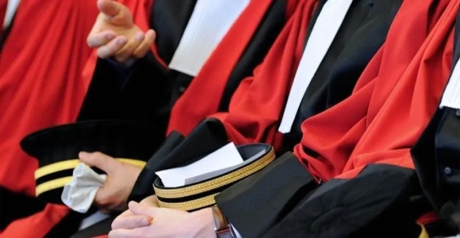 دورات وطنية ودولية لتعزيز كفاءة الإطارات القضائية