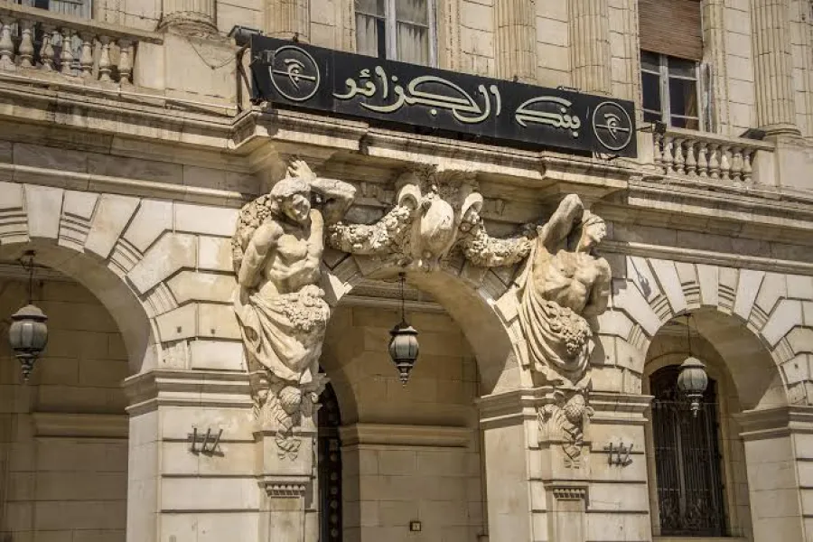 محافظ بنك الجزائر يشارك في اجتماعات دولية بواشنطن