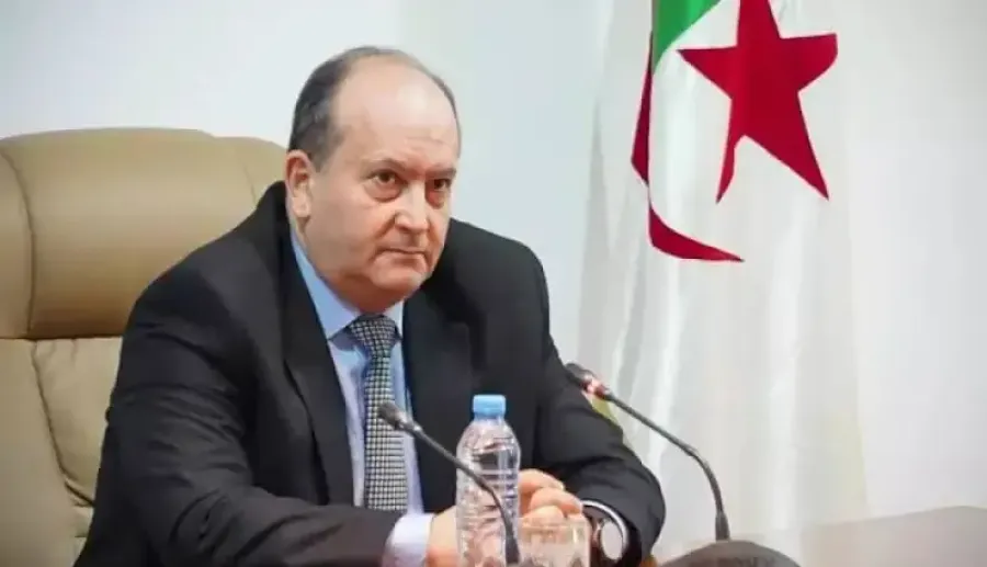  مكالمة بين الوزير الأول ونظيره المصري